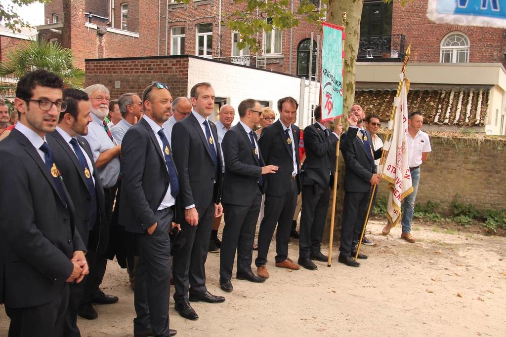 De mannen van 1979 op de Abraham en kamerood sestig viering