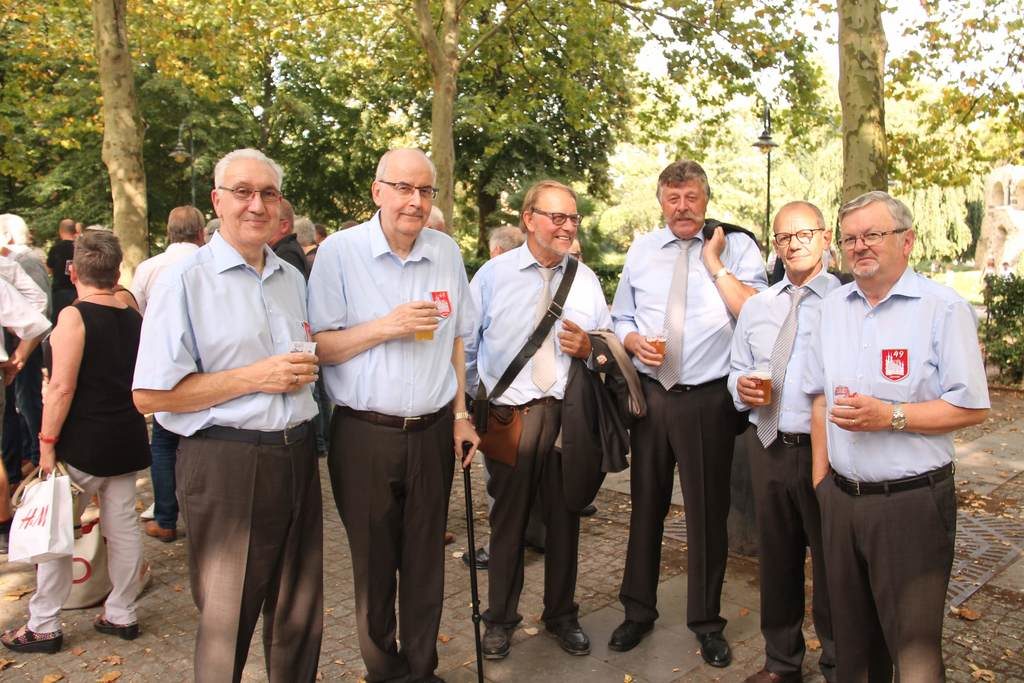 De mannen van 49 Abraham en kamerood sestig viering