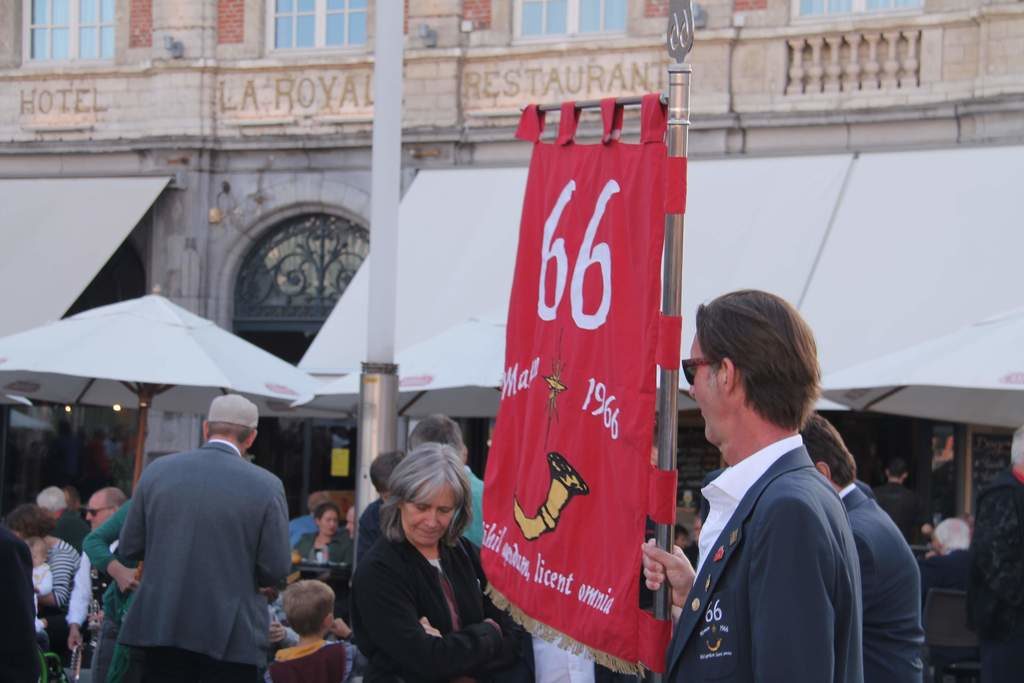 De vlag van 66 op de 64ste jaartallendag